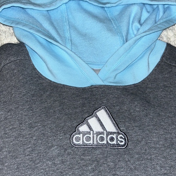 Adidas boys sweater. - Picture 2 of 4